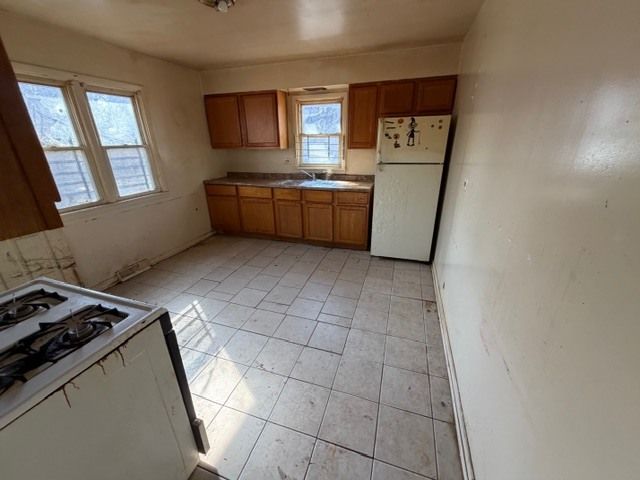 15725 Loomis Avenue, Harvey, IL 60426