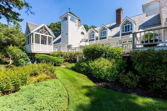 255 Bayberry Way, Barnstable, MA 02655