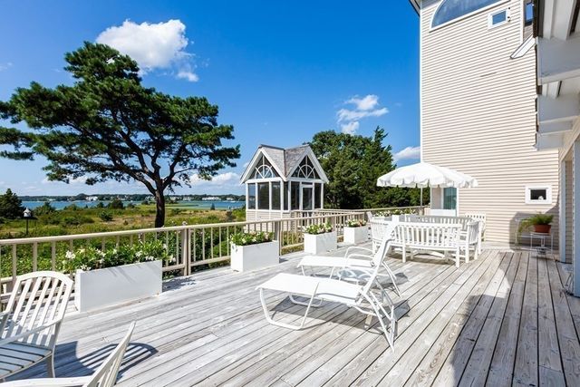 255 Bayberry Way, Barnstable, MA 02655