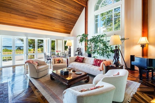 255 Bayberry Way, Barnstable, MA 02655