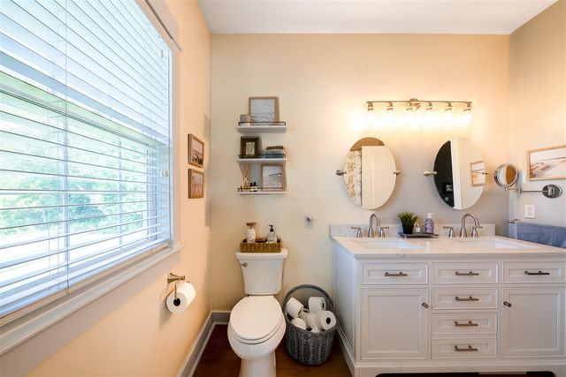 2198 Applegate Drive, Grand Rapids, MI 49534