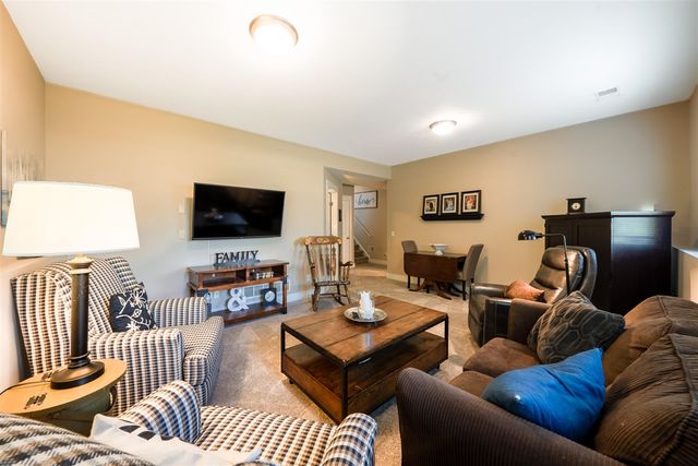 2198 Applegate Drive, Grand Rapids, MI 49534
