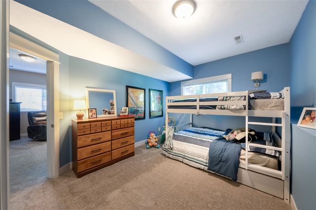 2198 Applegate Drive, Grand Rapids, MI 49534