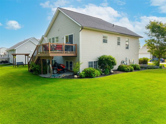 2198 Applegate Drive, Grand Rapids, MI 49534