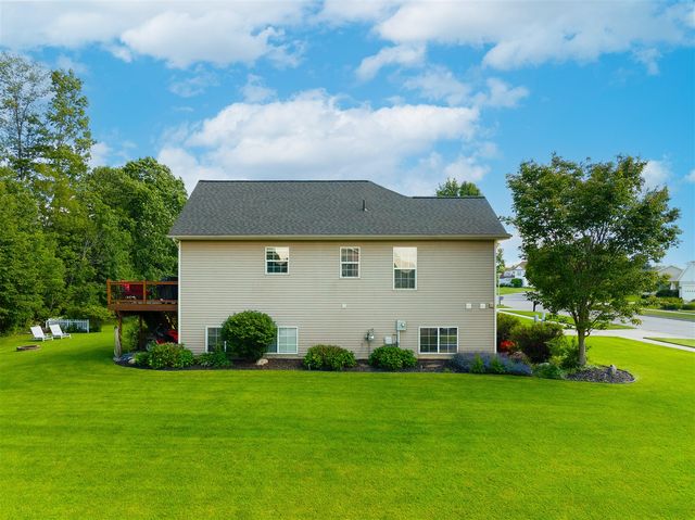 2198 Applegate Drive, Grand Rapids, MI 49534
