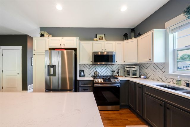 2198 Applegate Drive, Grand Rapids, MI 49534