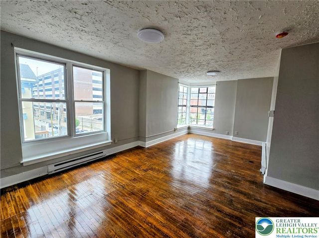 102 North 8th Street 4, Allentown City, PA 18101