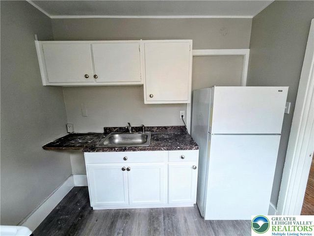 102 North 8th Street 4, Allentown City, PA 18101