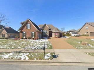 1584 Hunt Club Blvd, Gallatin, TN 37066