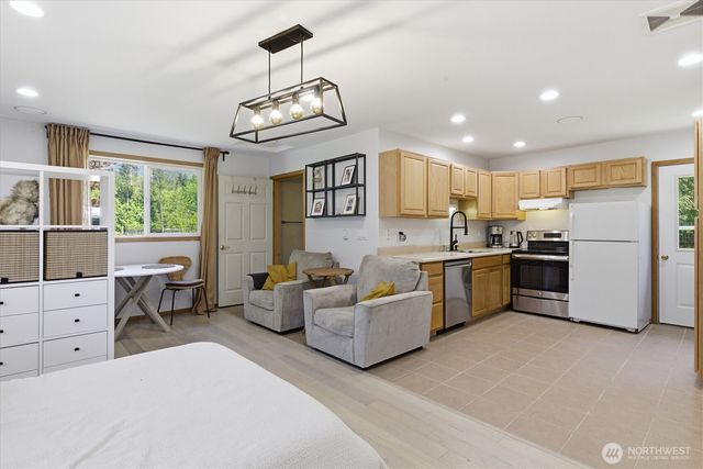 41121 MAY CREEK Road, Gold Bar, WA 98251