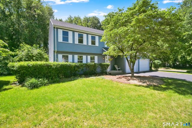 8 Hanover Lane, South Windsor, CT 06074