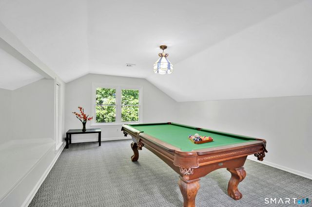 8 Hanover Lane, South Windsor, CT 06074