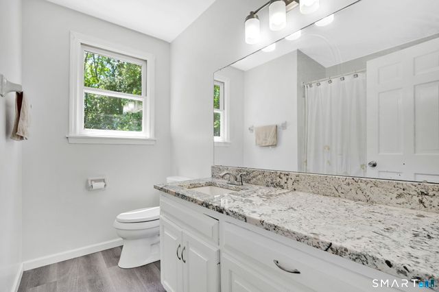 8 Hanover Lane, South Windsor, CT 06074