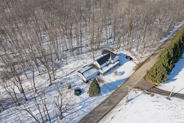 3281 E Wilcox Road, Warsaw, IN 46580