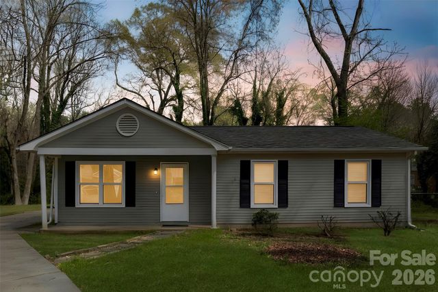 5307 Dawndeer Lane, Charlotte, NC 28212