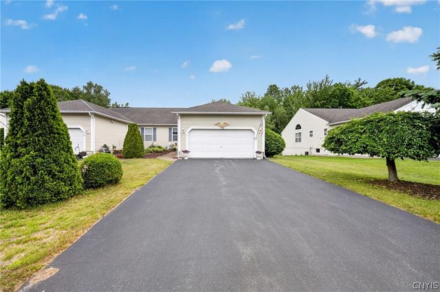 112 Sleeth Mill Circle, Cicero, NY 13212
