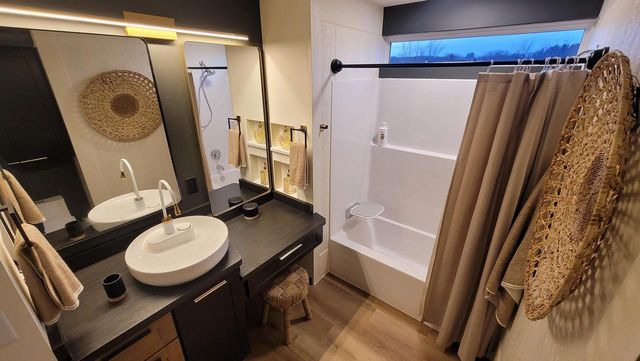 6901 W Beatrice COURT, Milwaukee, WI 53223