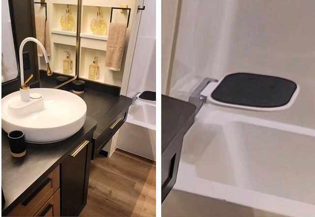 6901 W Beatrice COURT, Milwaukee, WI 53223