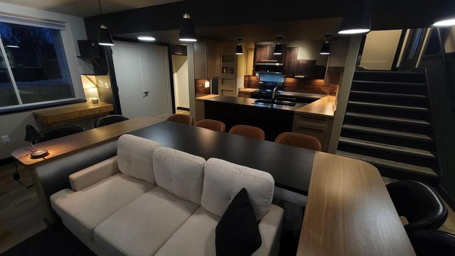 6901 W Beatrice COURT, Milwaukee, WI 53223