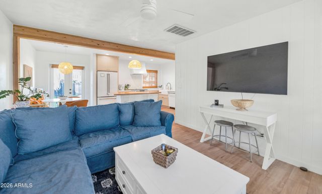 4549 E CAMPBELL Avenue 101, Phoenix, AZ 85018