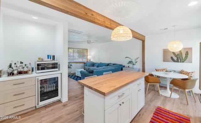 4549 E CAMPBELL Avenue 101, Phoenix, AZ 85018