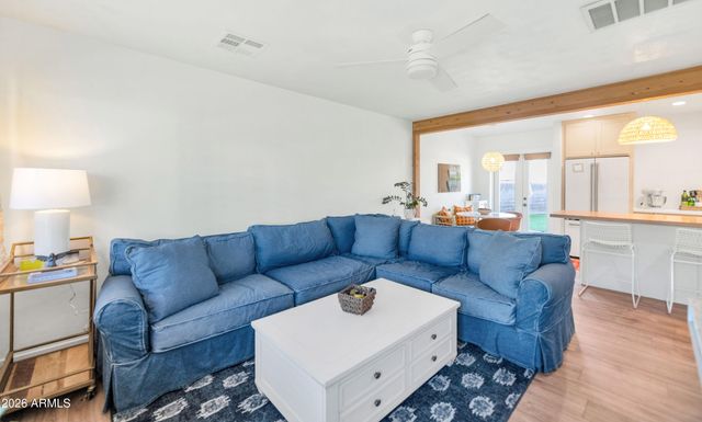 4549 E CAMPBELL Avenue 101, Phoenix, AZ 85018