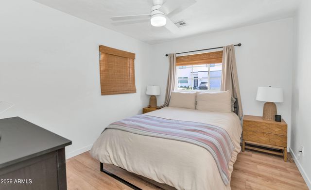 4549 E CAMPBELL Avenue 101, Phoenix, AZ 85018