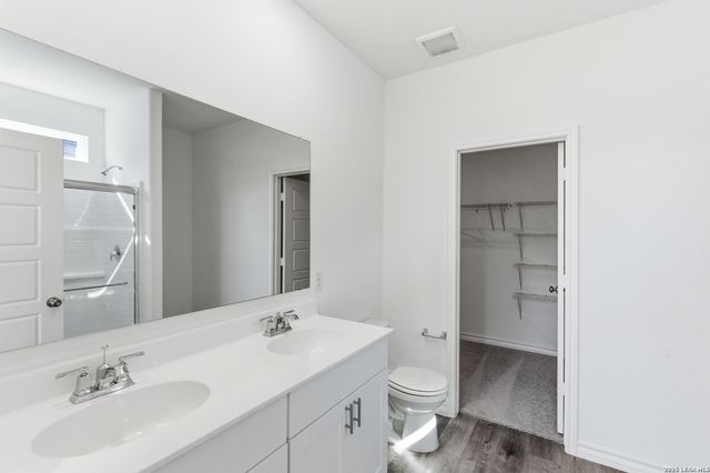 1210 WARBLER PASS, Marion, TX 78124