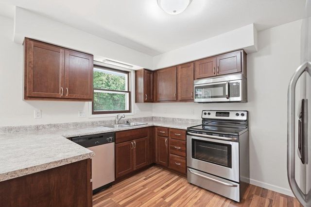 2750 Sunset Court, Cross Plains, WI 53528