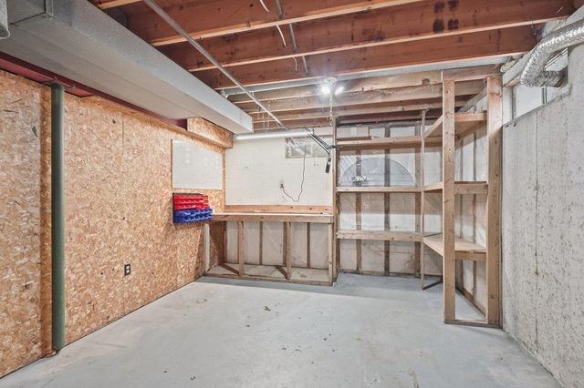 2750 Sunset Court, Cross Plains, WI 53528