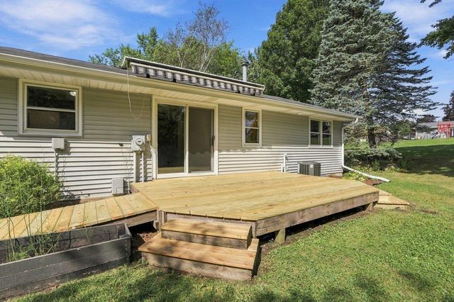 2750 Sunset Court, Cross Plains, WI 53528