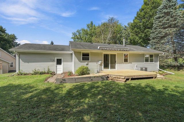 2750 Sunset Court, Cross Plains, WI 53528