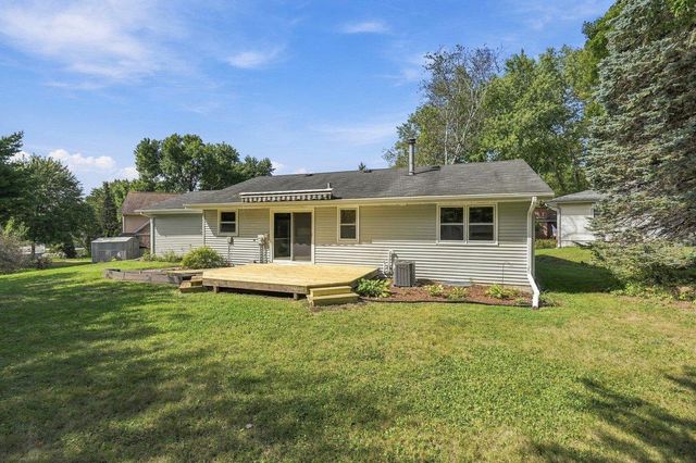 2750 Sunset Court, Cross Plains, WI 53528