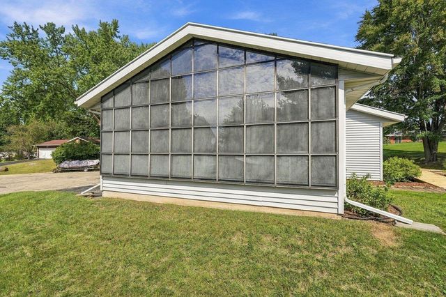 2750 Sunset Court, Cross Plains, WI 53528