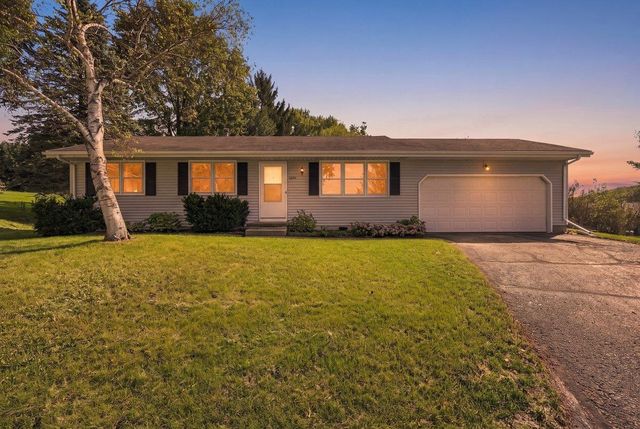 2750 Sunset Court, Cross Plains, WI 53528