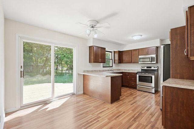 2750 Sunset Court, Cross Plains, WI 53528