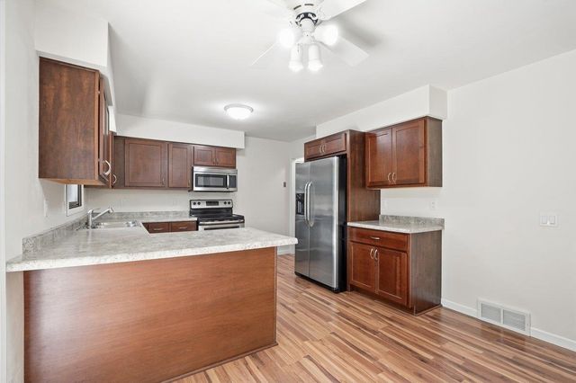 2750 Sunset Court, Cross Plains, WI 53528