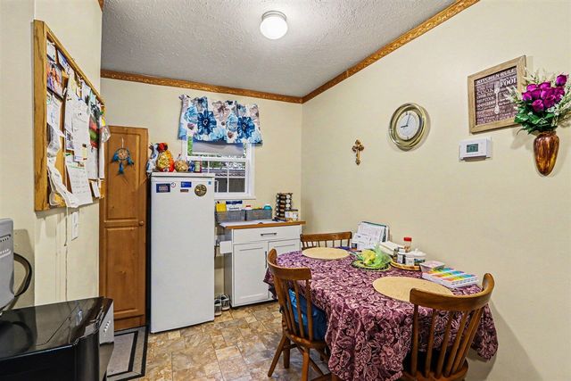 6446 Queens Way, Kalamazoo, MI 49009