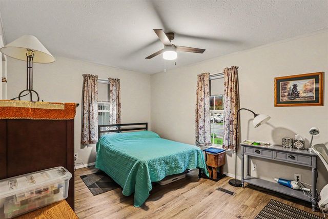 6446 Queens Way, Kalamazoo, MI 49009