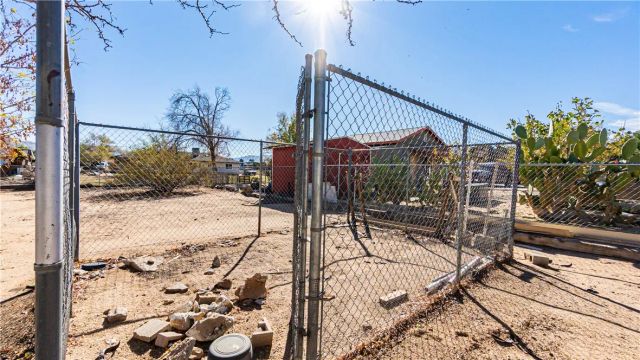 9293 Guava, Hesperia, CA 92345