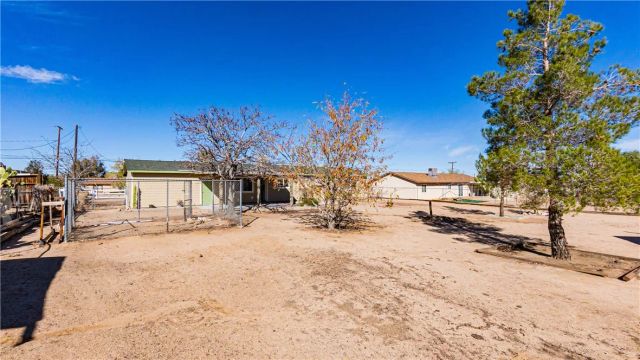 9293 Guava, Hesperia, CA 92345