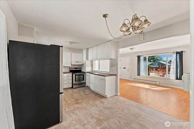 1816 S Sprague Avenue, Tacoma, WA 98405