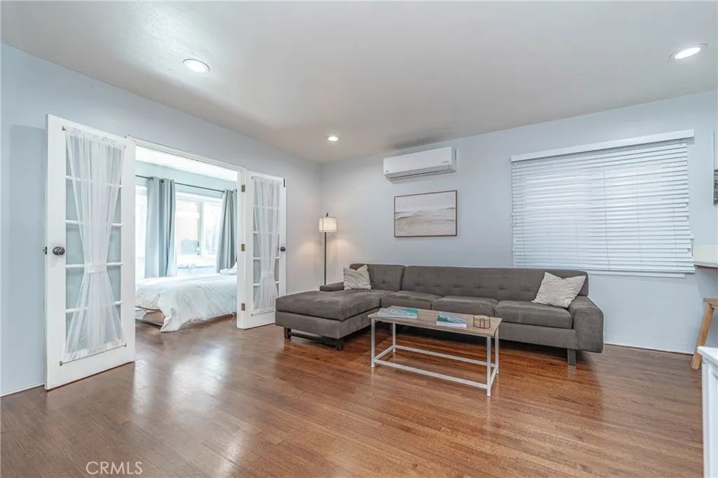 325 Cedar, Long Beach, CA 90802