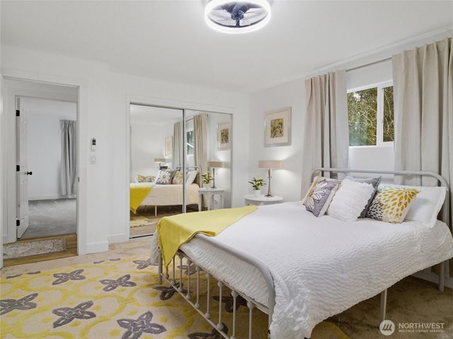 216 Shadow Lane NE, Olympia, WA 98506