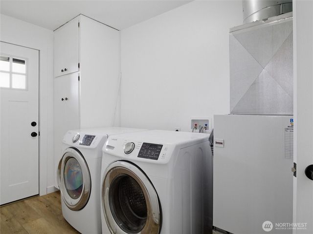 216 Shadow Lane NE, Olympia, WA 98506