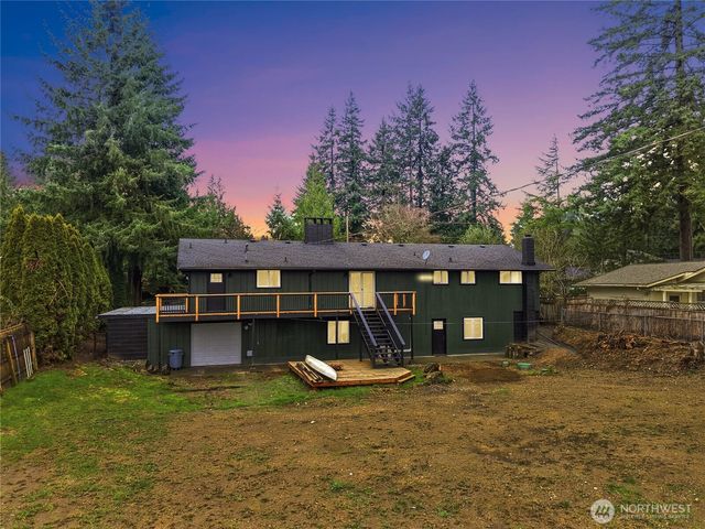216 Shadow Lane NE, Olympia, WA 98506