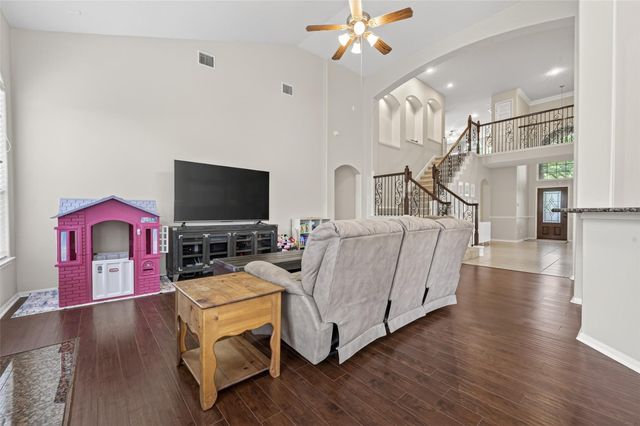 3219 Legends Mist Drive, Spring, TX 77386