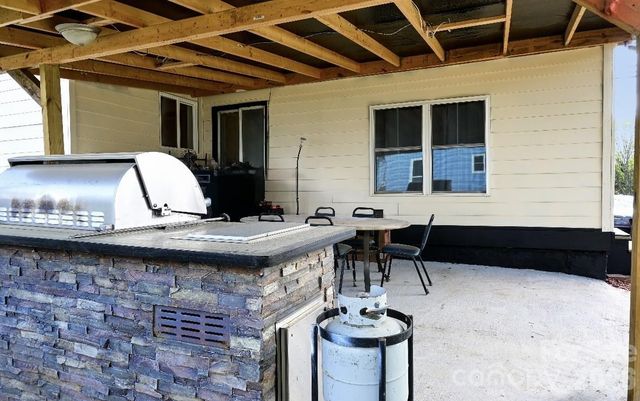 418 S Yadkin Avenue, Spencer, NC 28159