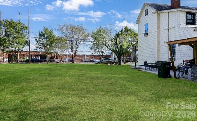 418 S Yadkin Avenue, Spencer, NC 28159