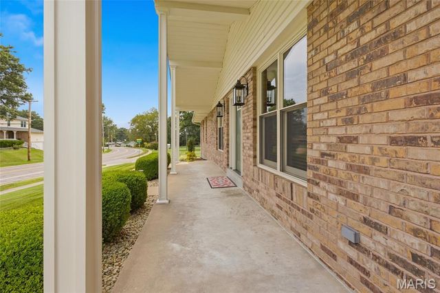 4550 Mattis Road, Mehlville, MO 63128